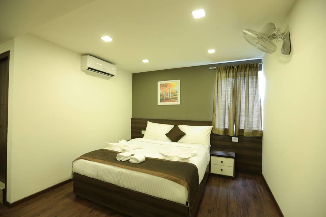 Royal - Electronic 3* Bangalore
