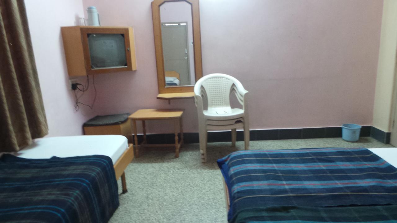 Hotel Shiva Ganga 2*