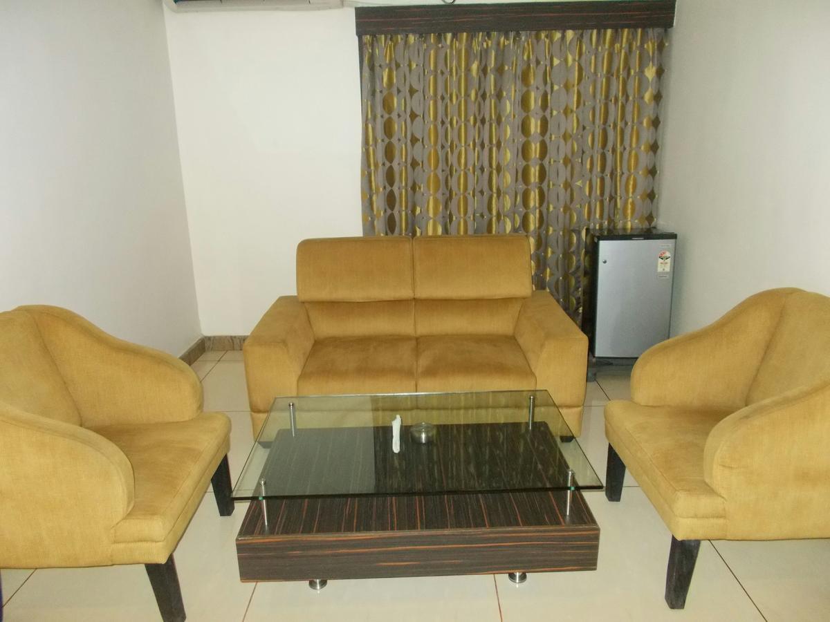 Srinidhi Grand Hotel