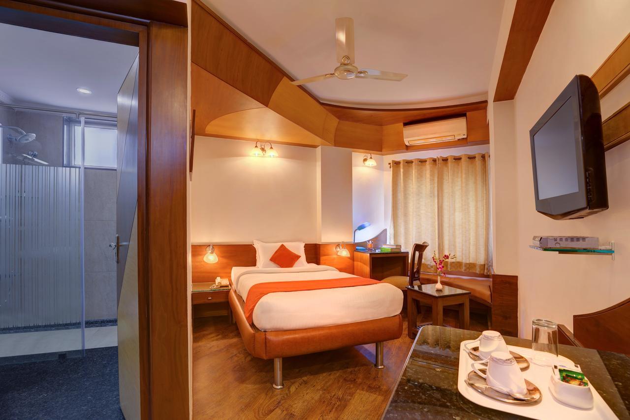 Grandeur Luxury Hotel