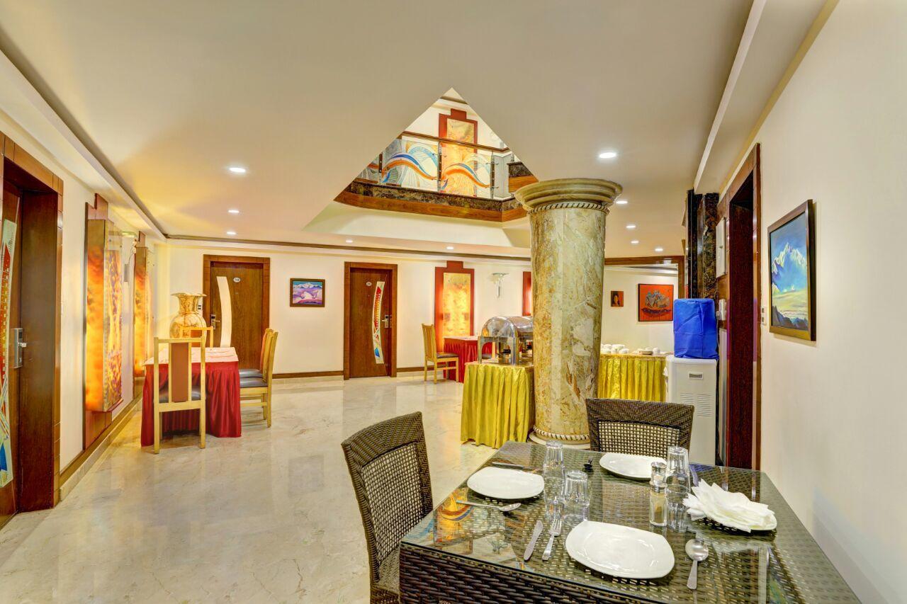 Hotel Grandeur Luxury Bangalore