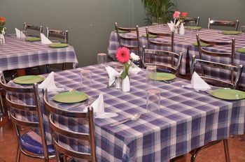 Hotel Treebo Ample Premium