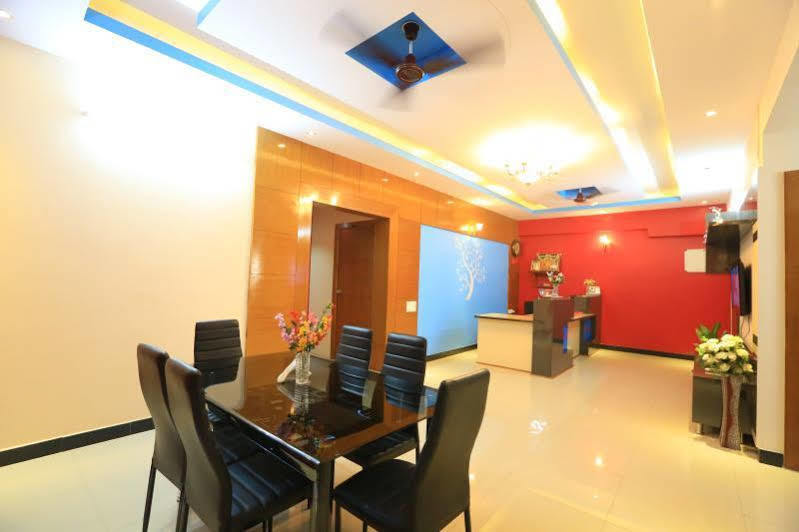 Queen's Castle Hotel Bangalore