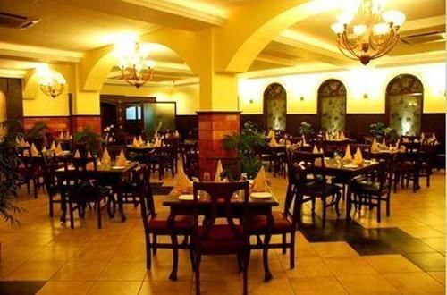 Cross Roads 3* Bangalore