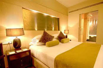 Hotel The Atria 4*