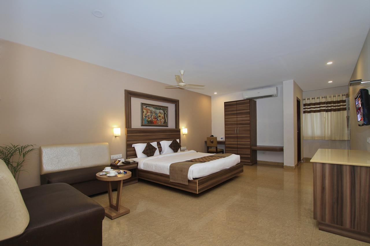 Octave La Sara Vista 3* Bangalore