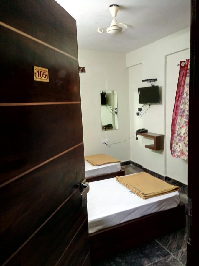 Sapphire Guest house *