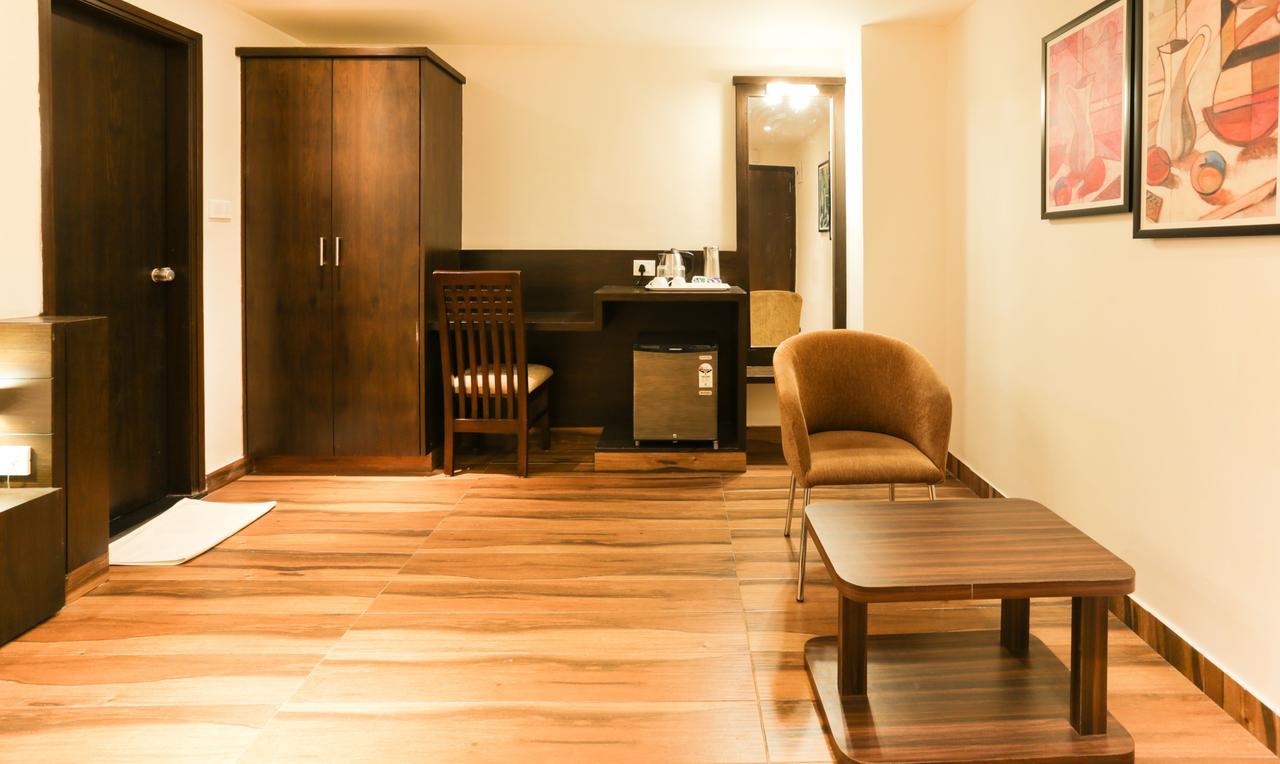 Treebo Trend Rajathadri Palace 3*