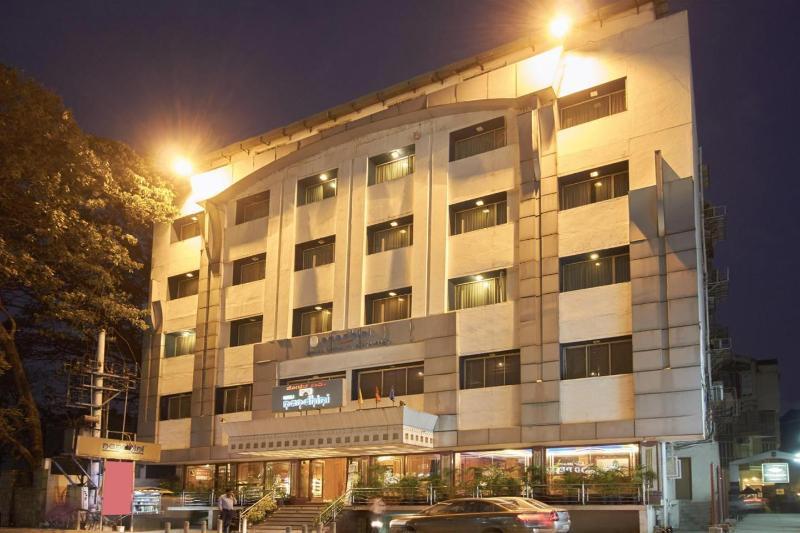 Hotel Nandhini - St. Marks Road