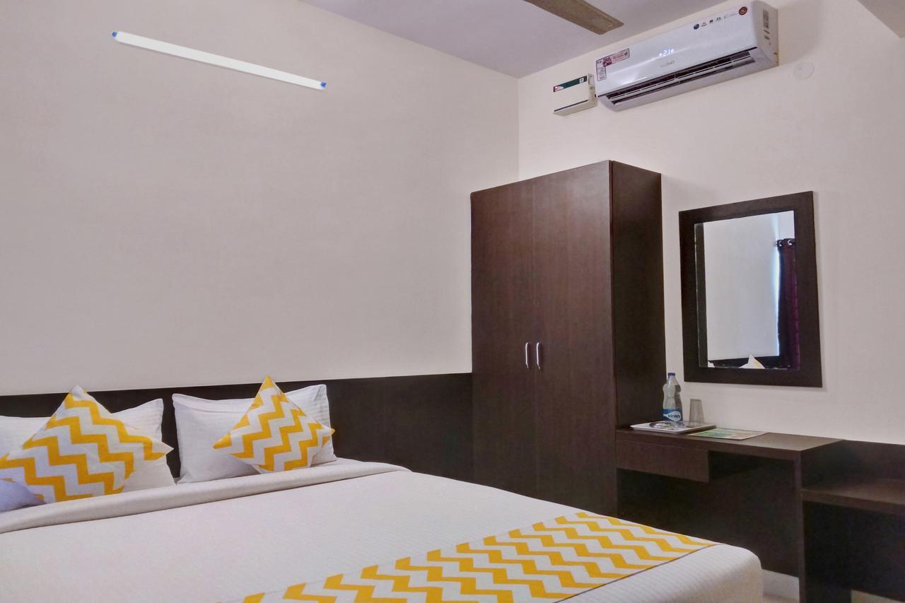 Oyo 10843 Rmv Savera Hotel Bangalore