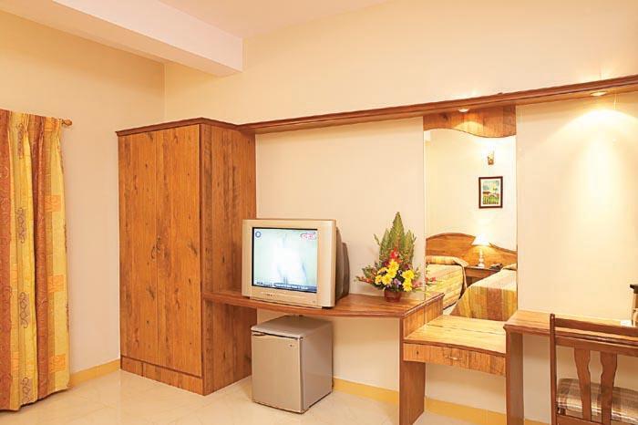 Hotel Cross Roads Bangalore