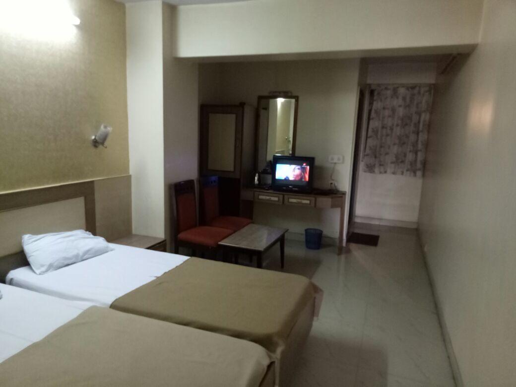 Suprabatha Hotel 2*