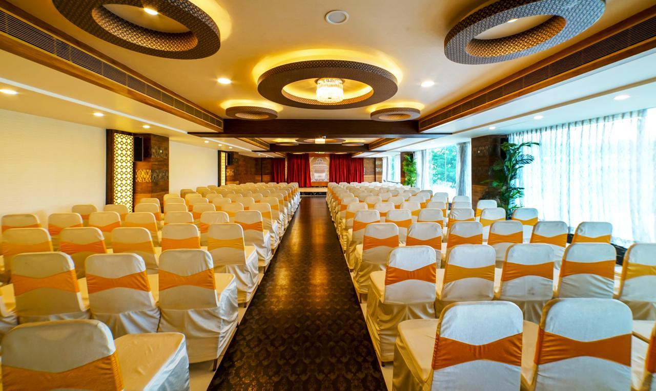 Treebo Trend Rajathadri Palace Hotel 3*