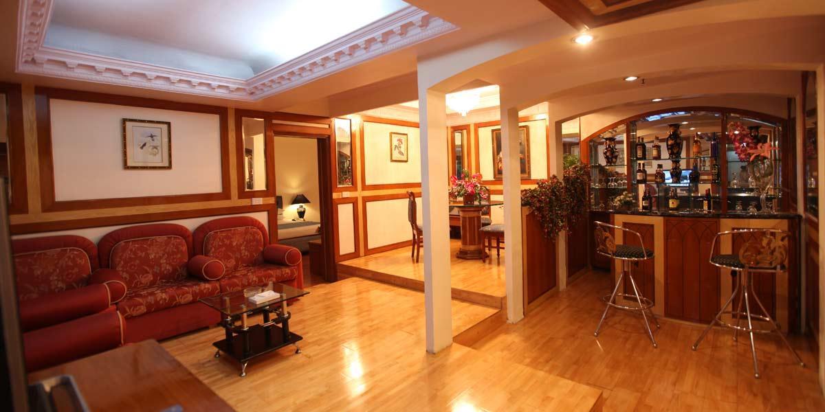 Hotel The Capitol 4*