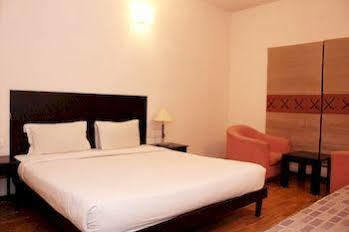 Oyo Townhouse 6 Koramangala Sony Signal Hotel Bangalore