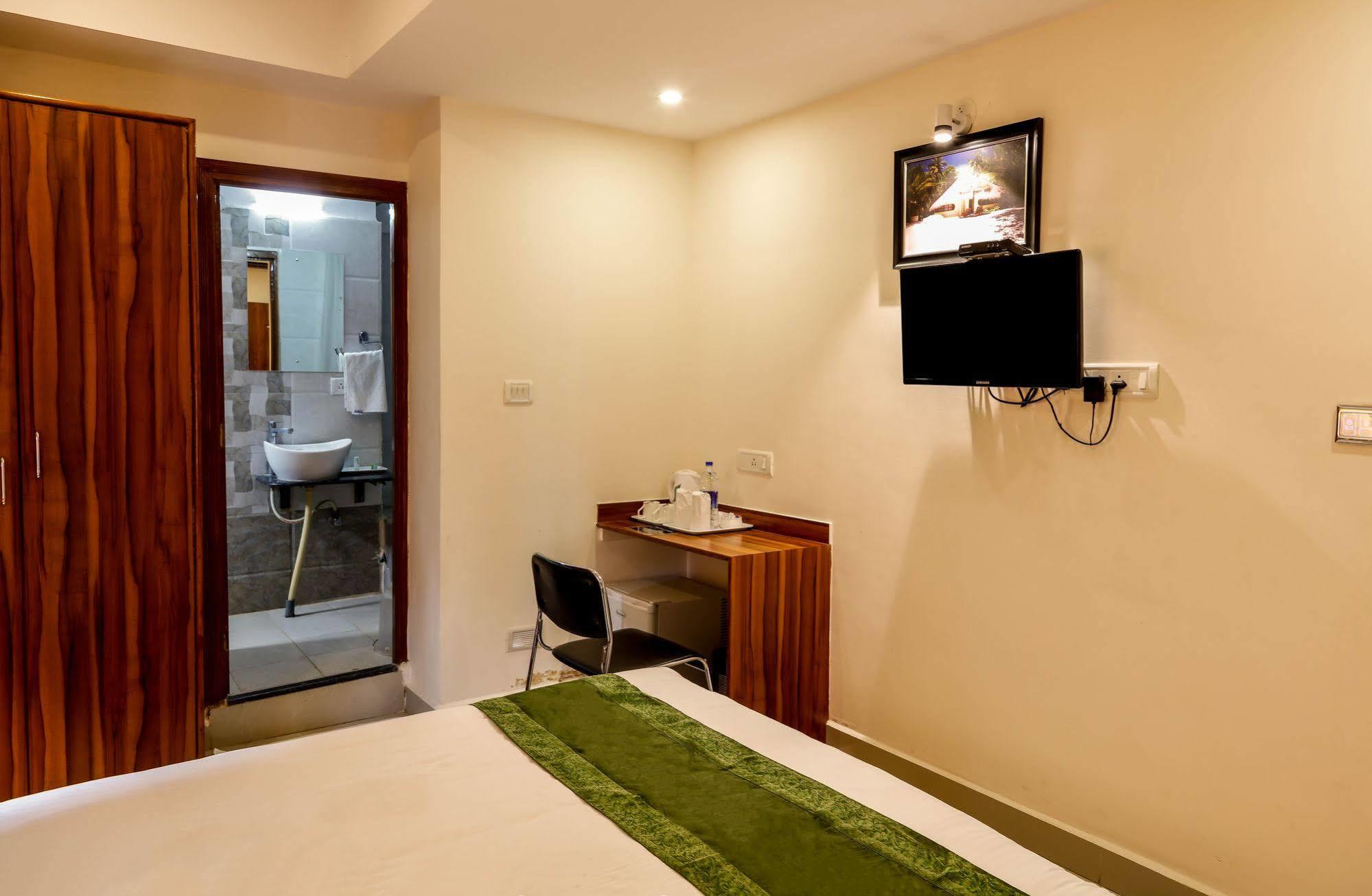 Hotel Itsy Elmas Golden Key