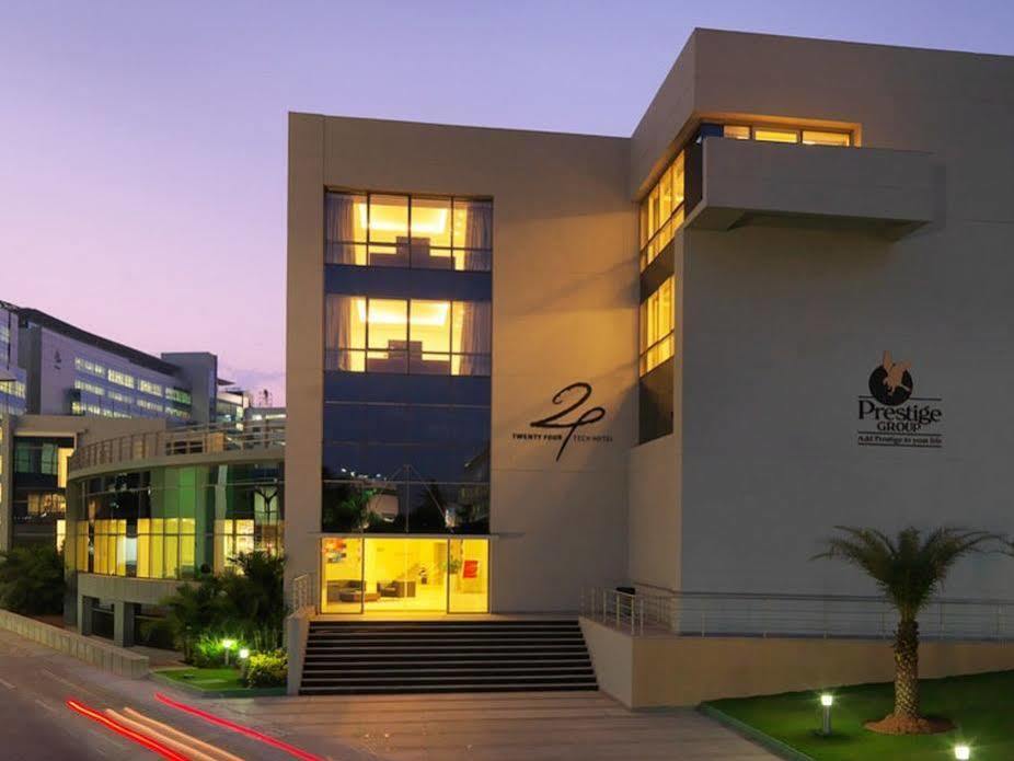 Hotel 24 Tech 3*