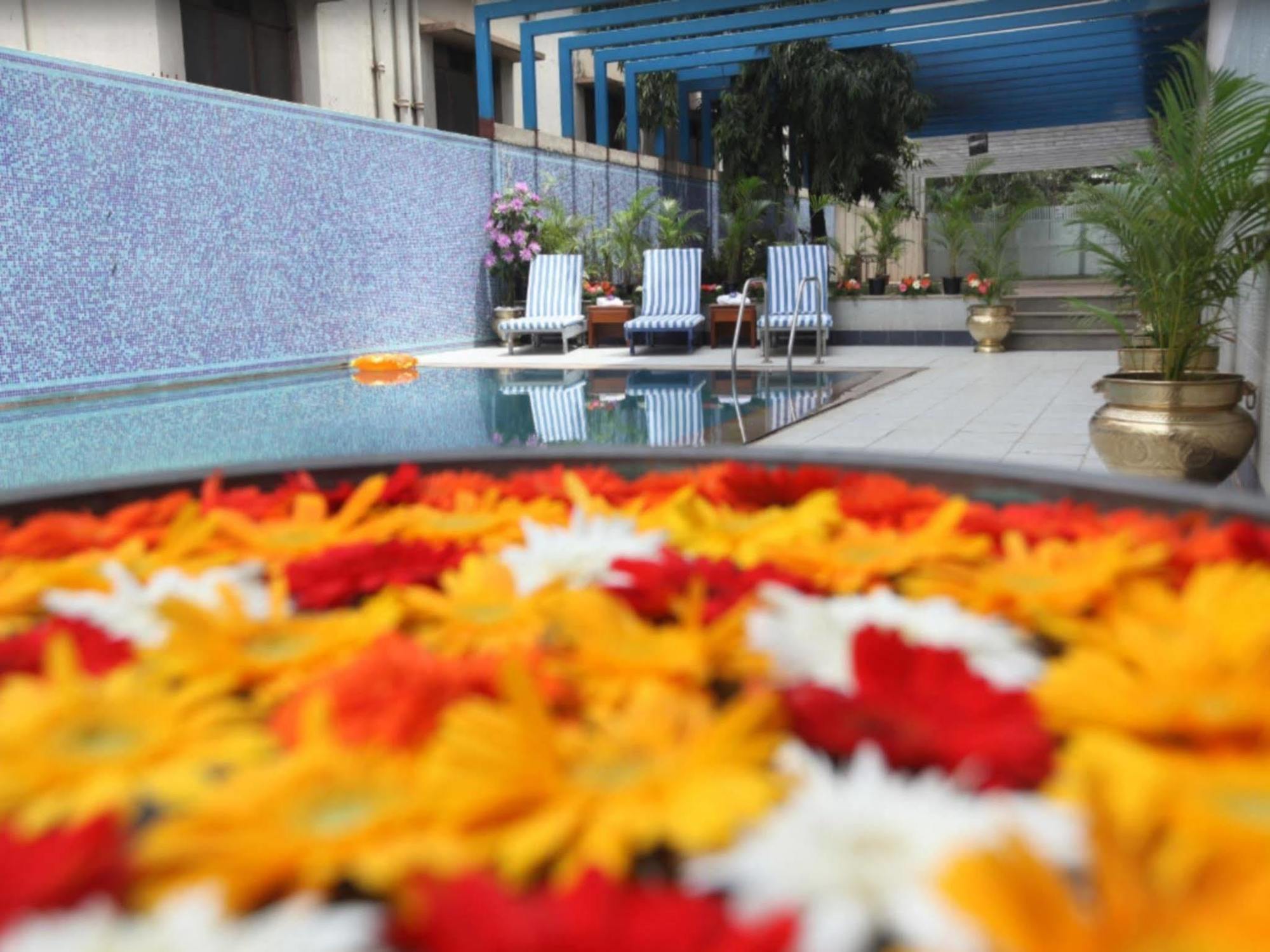 Hotel The Capitol Bangalore