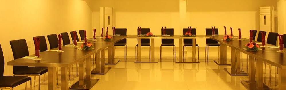Attide Biz Hotel
