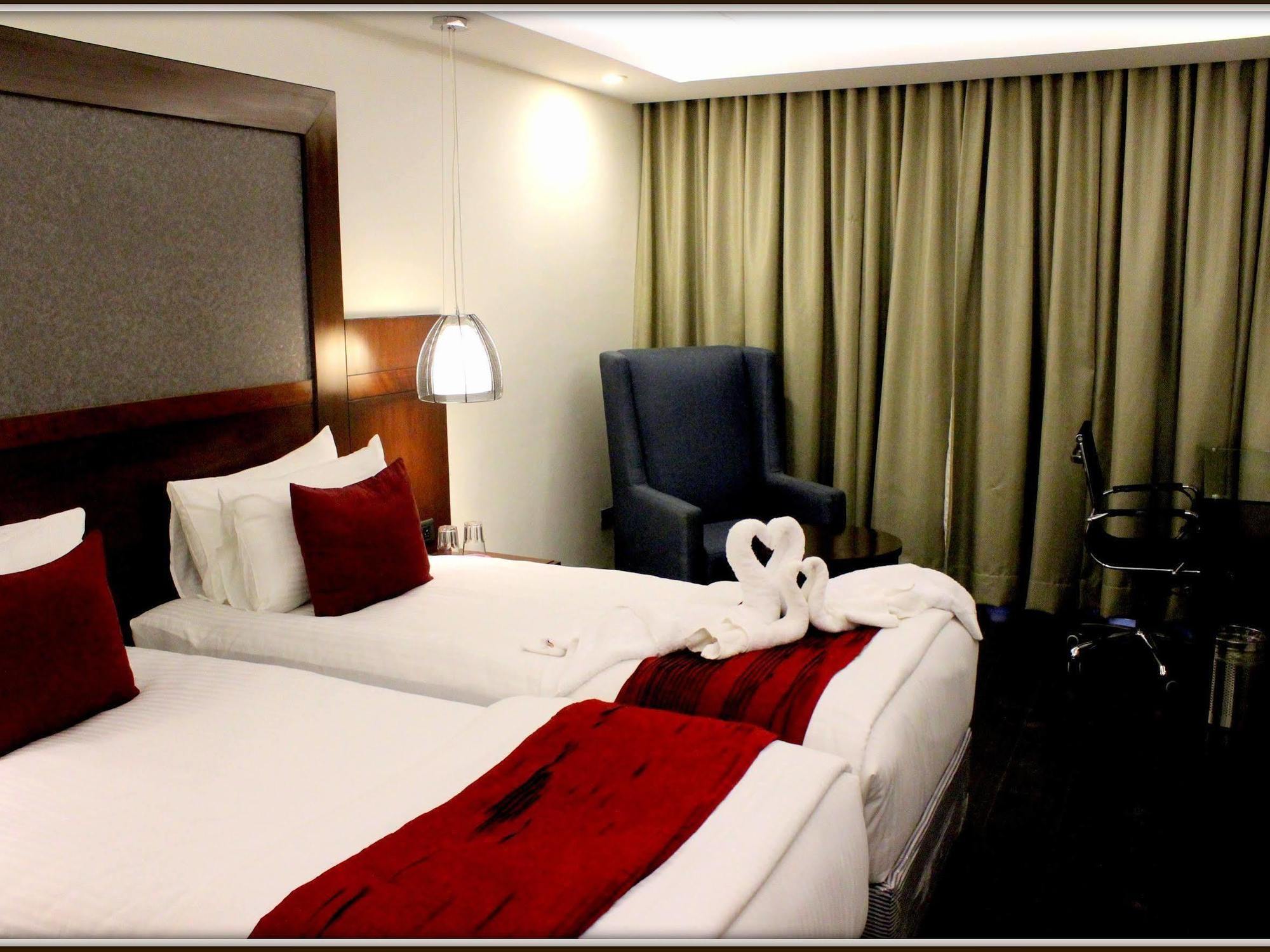 The Cunningham Hotel 4*
