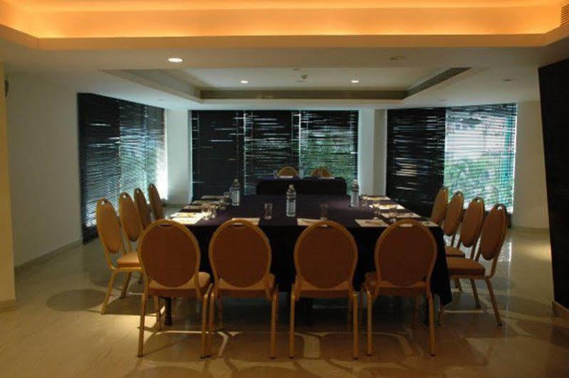 Shravanthi Sarovar Portico