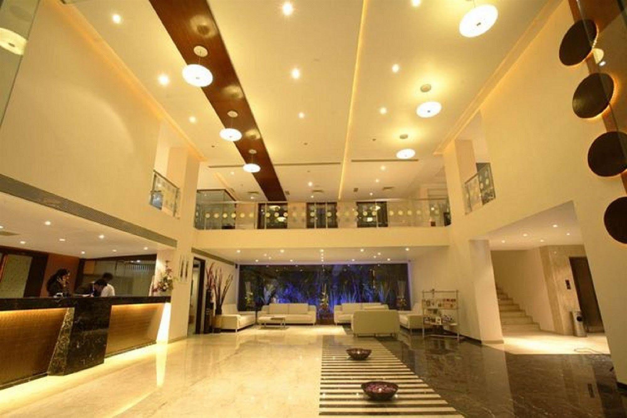 Citrine Hotel 3*