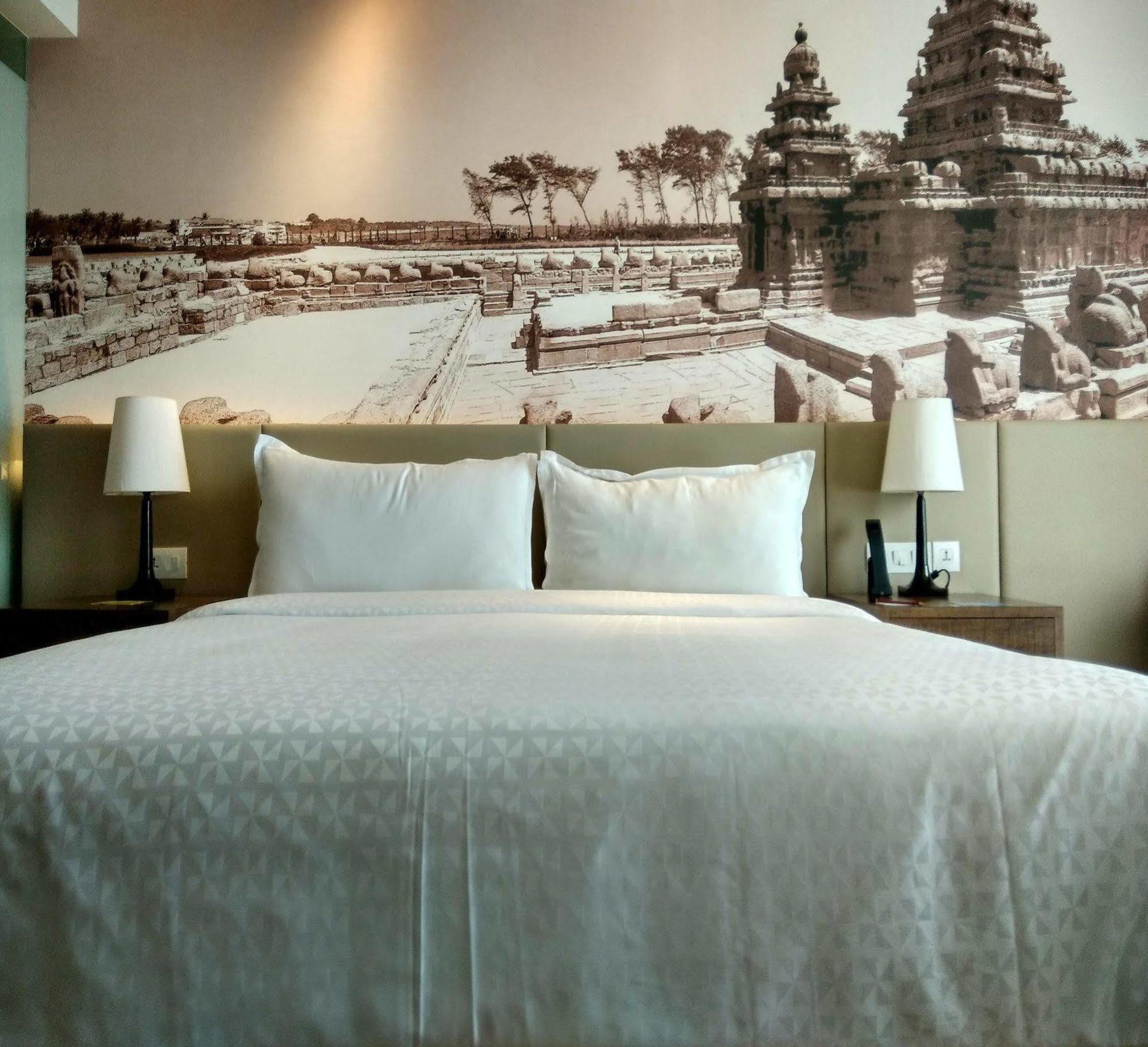 Hotel Four Points By Sheraton Whitefield 4*