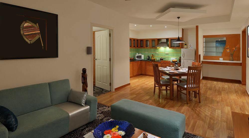 Melange Luxury Service Apartment *