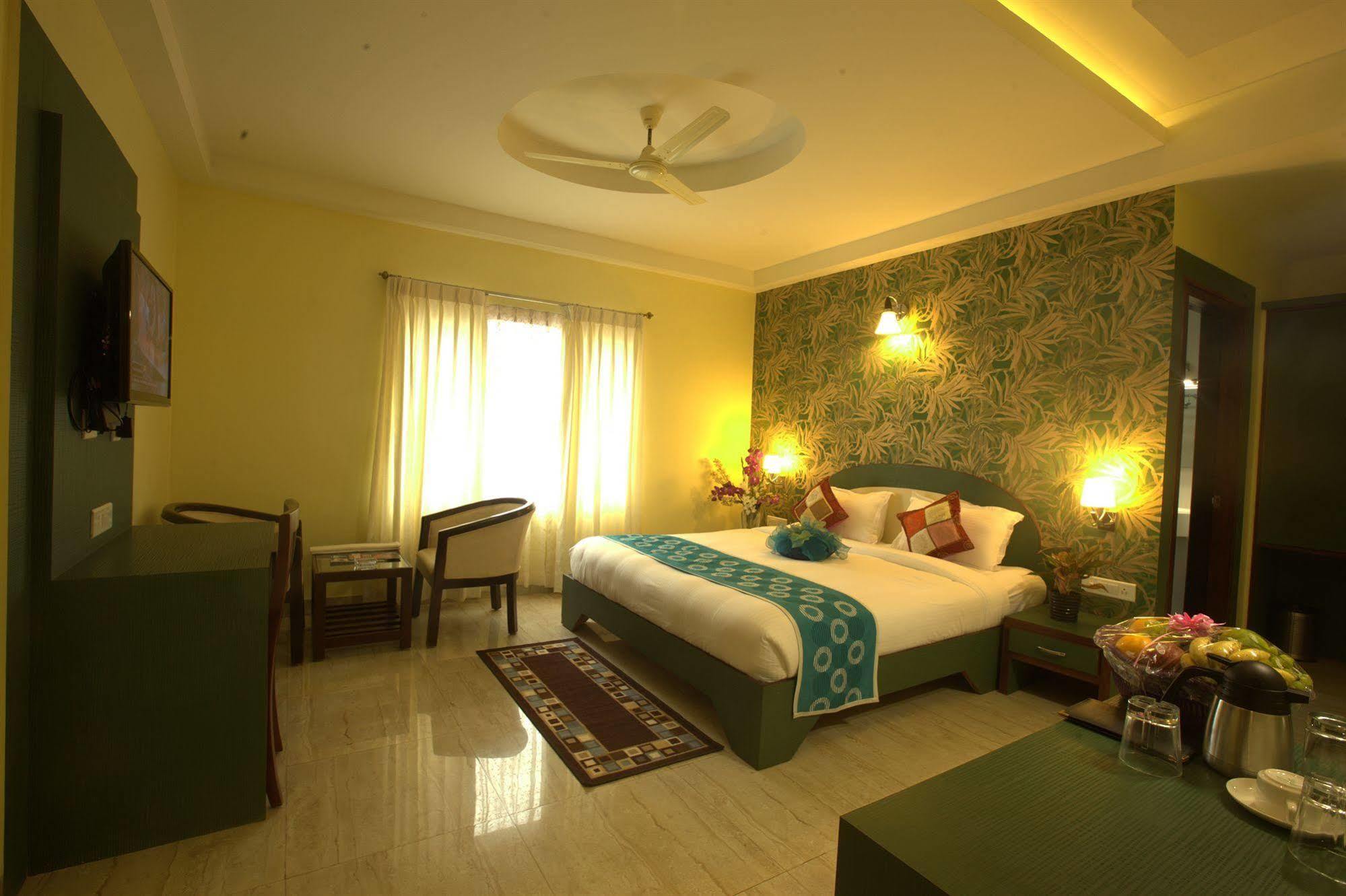 Royal Shades Hotel Bangalore