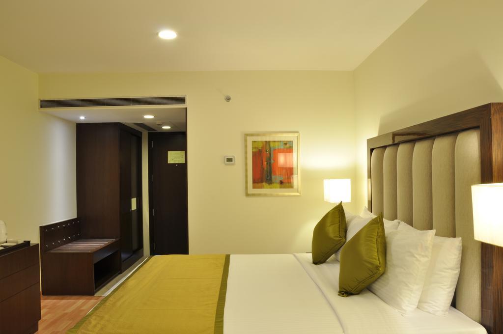 Adarsh Hamilton Hotel 4*