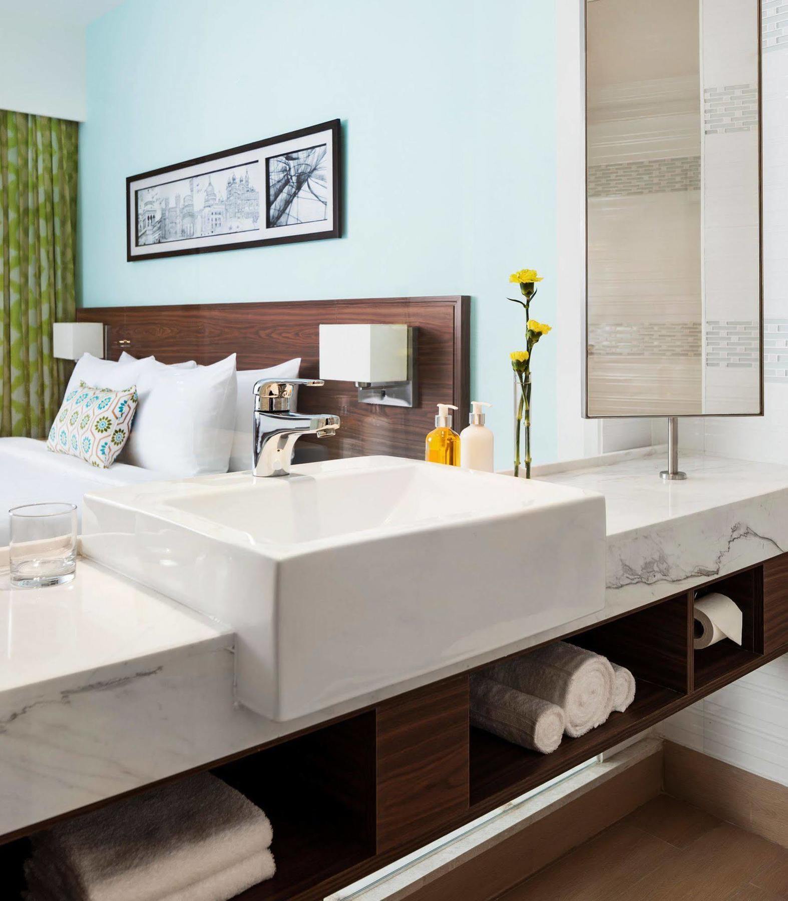 Fairfield By Marriott Outer Ring Road Hotel 4*