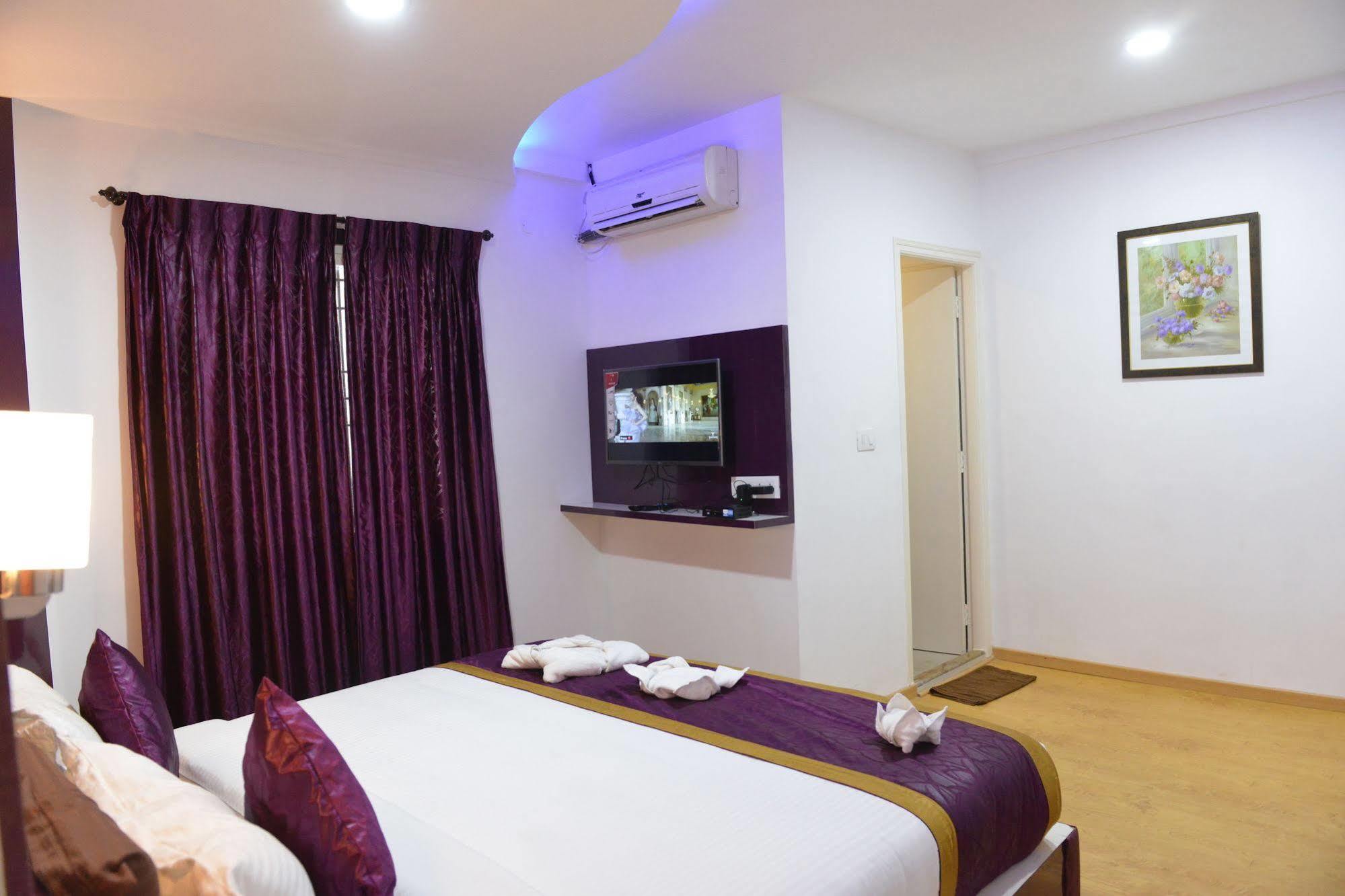 Fabhotel Legacy Brigade Road Hotel Bangalore