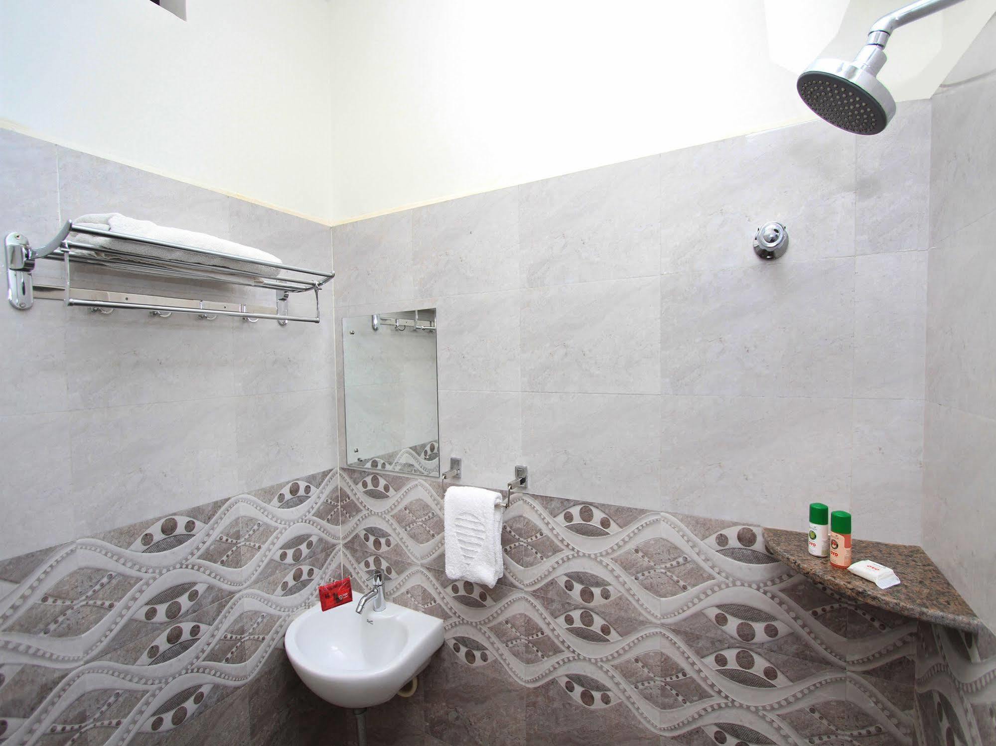 Oyo Flagship 475 Marathahalli Innovative Multiplex 3* Bangalore