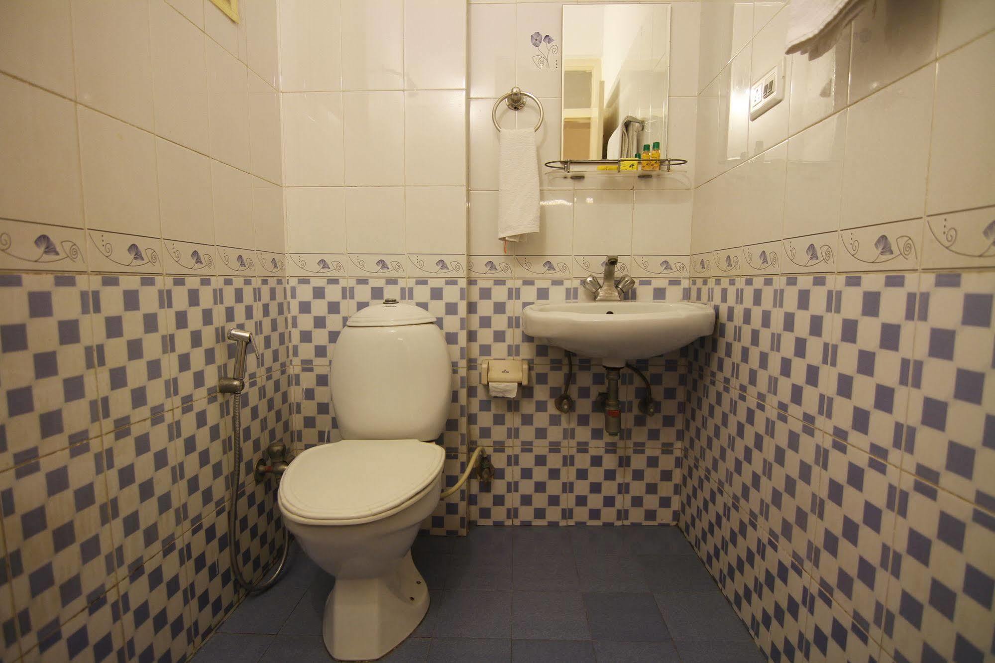 Hotel Fabhotel Maruthi Domlur