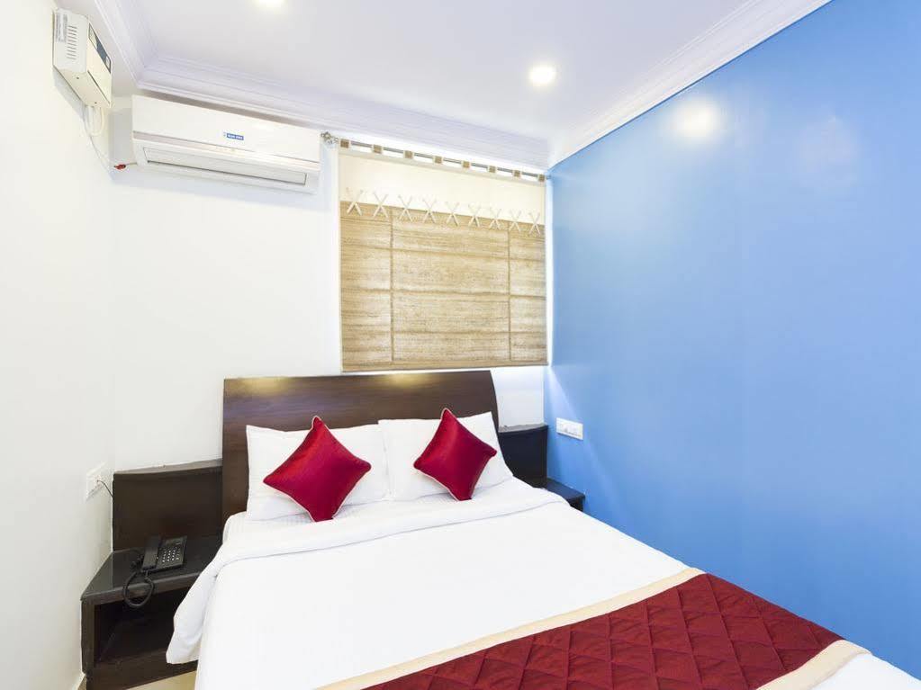 Oyo Premium Iisc New Bel Road Hotel 3*