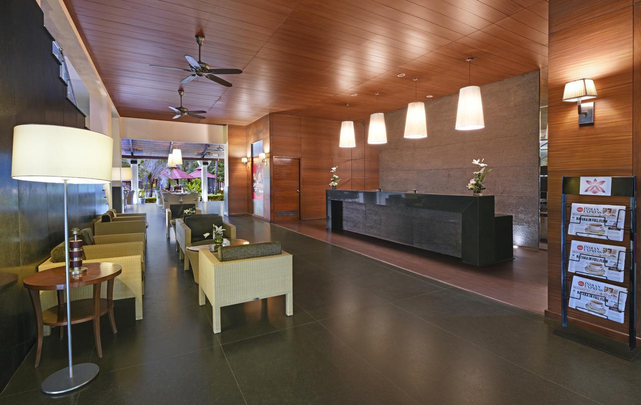 Resort Royal Orchid & Convention Centre, Yelahanka 4*