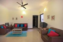 Zo Indiranagar 80ft Road Hotel