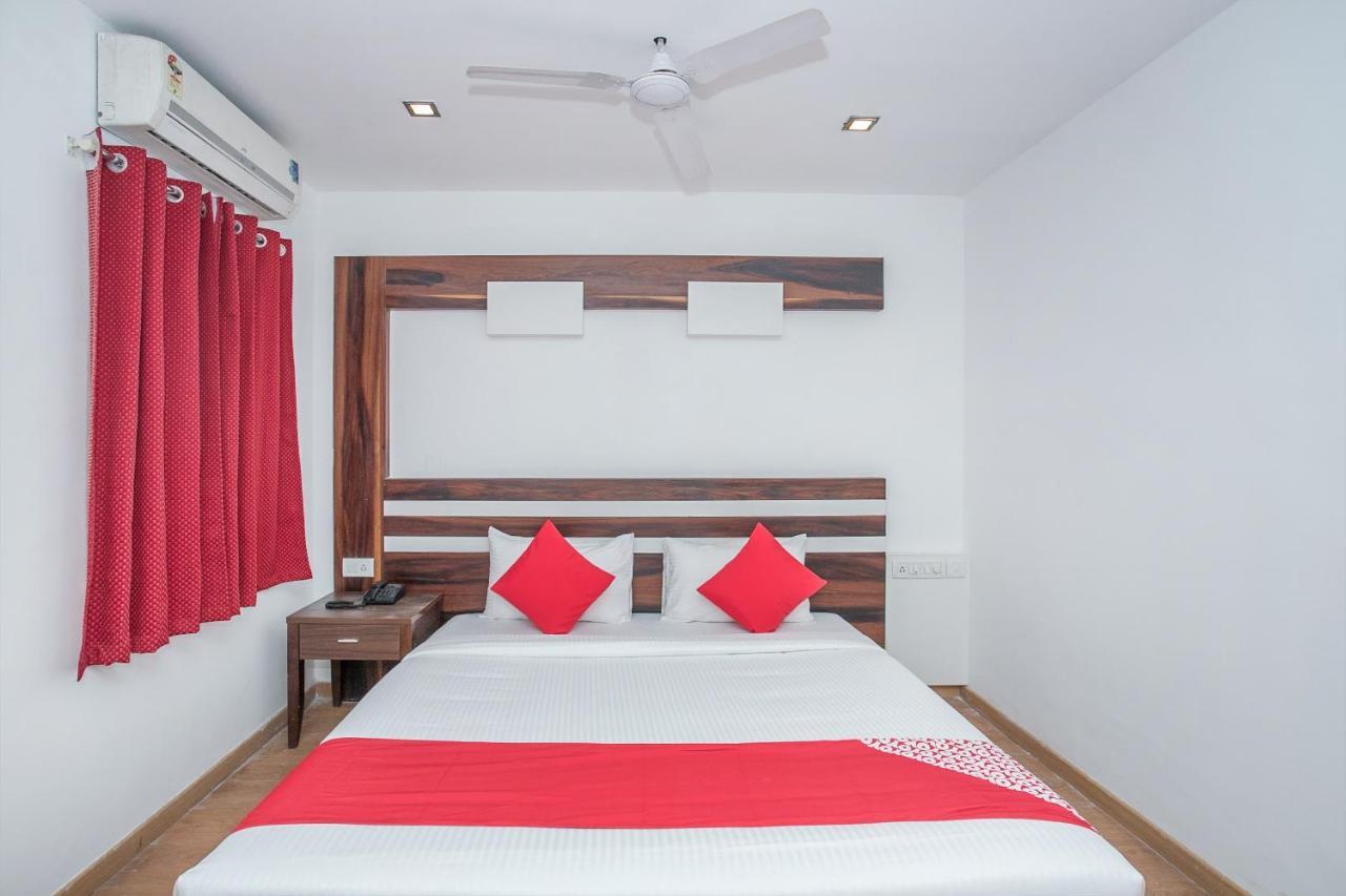 Hotel Oyo 15082 Moriz Boutique 3*