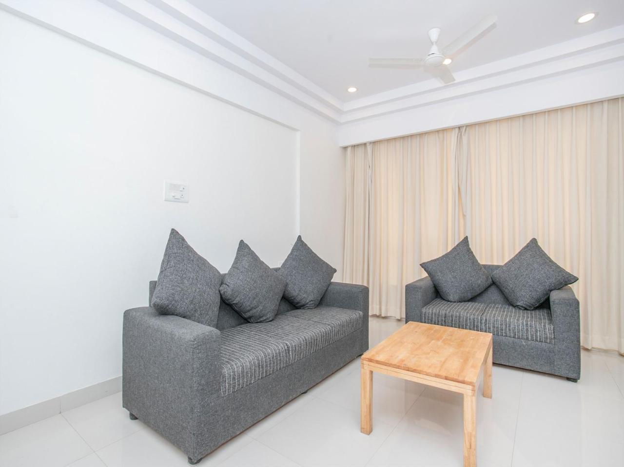 Oyo 1350 Hotel Sherwood Suites-2