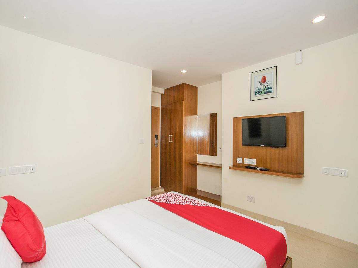 Hotel Olive Residency 3*