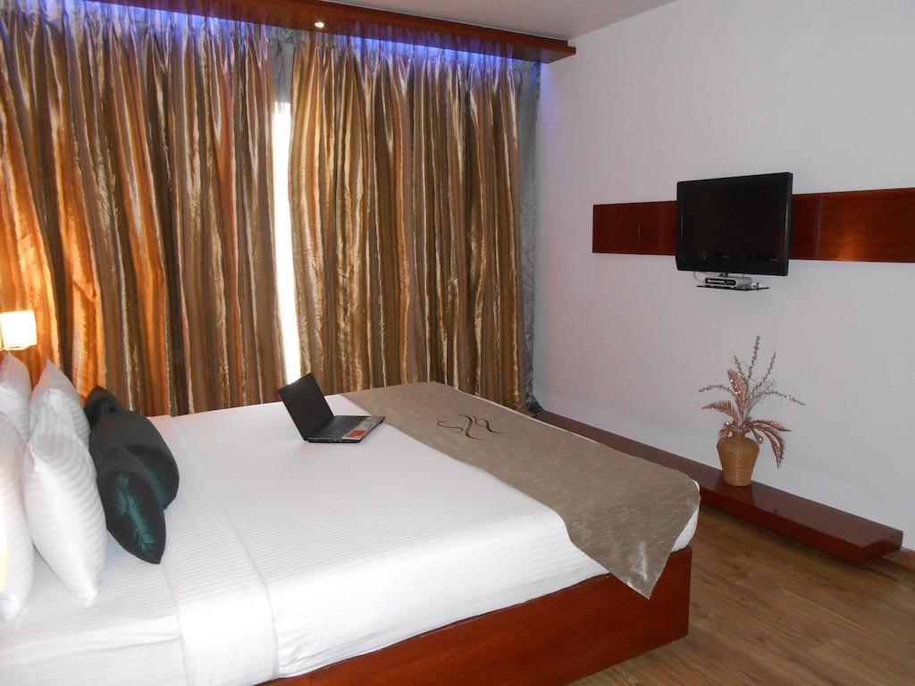 Hotel Citrine