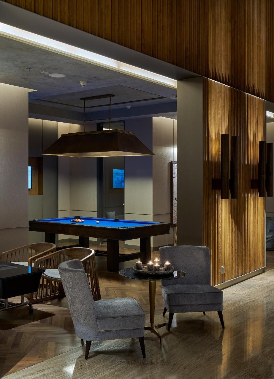 The Den, Hotel Bangalore