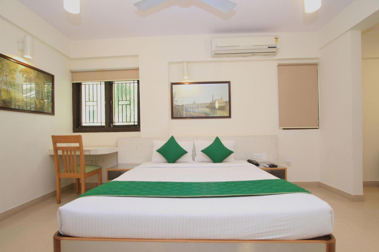Hotel Oyo 9418 Jade Springs 3*