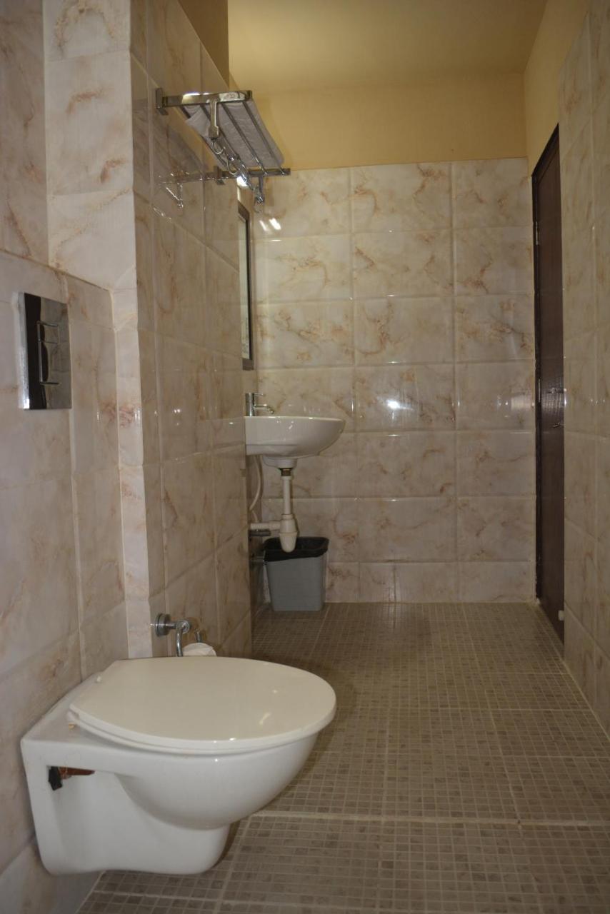 Emerald Koramangala Hotel 2*