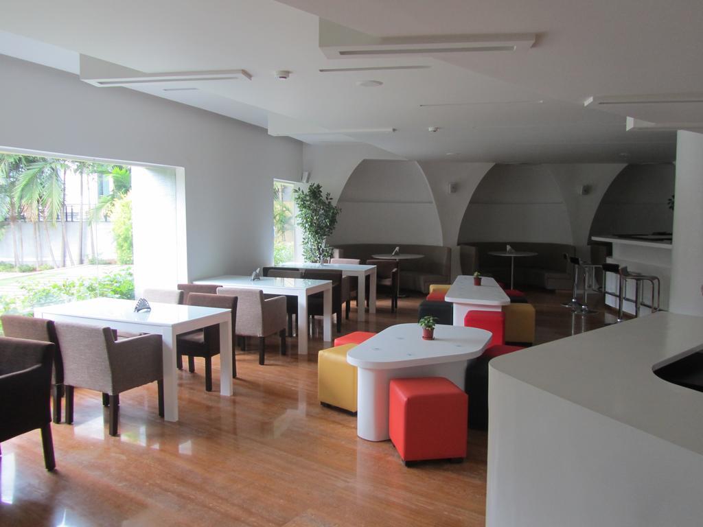 The Woodrose 4*