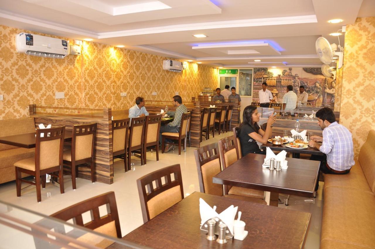 Oyo 10324 Hotel