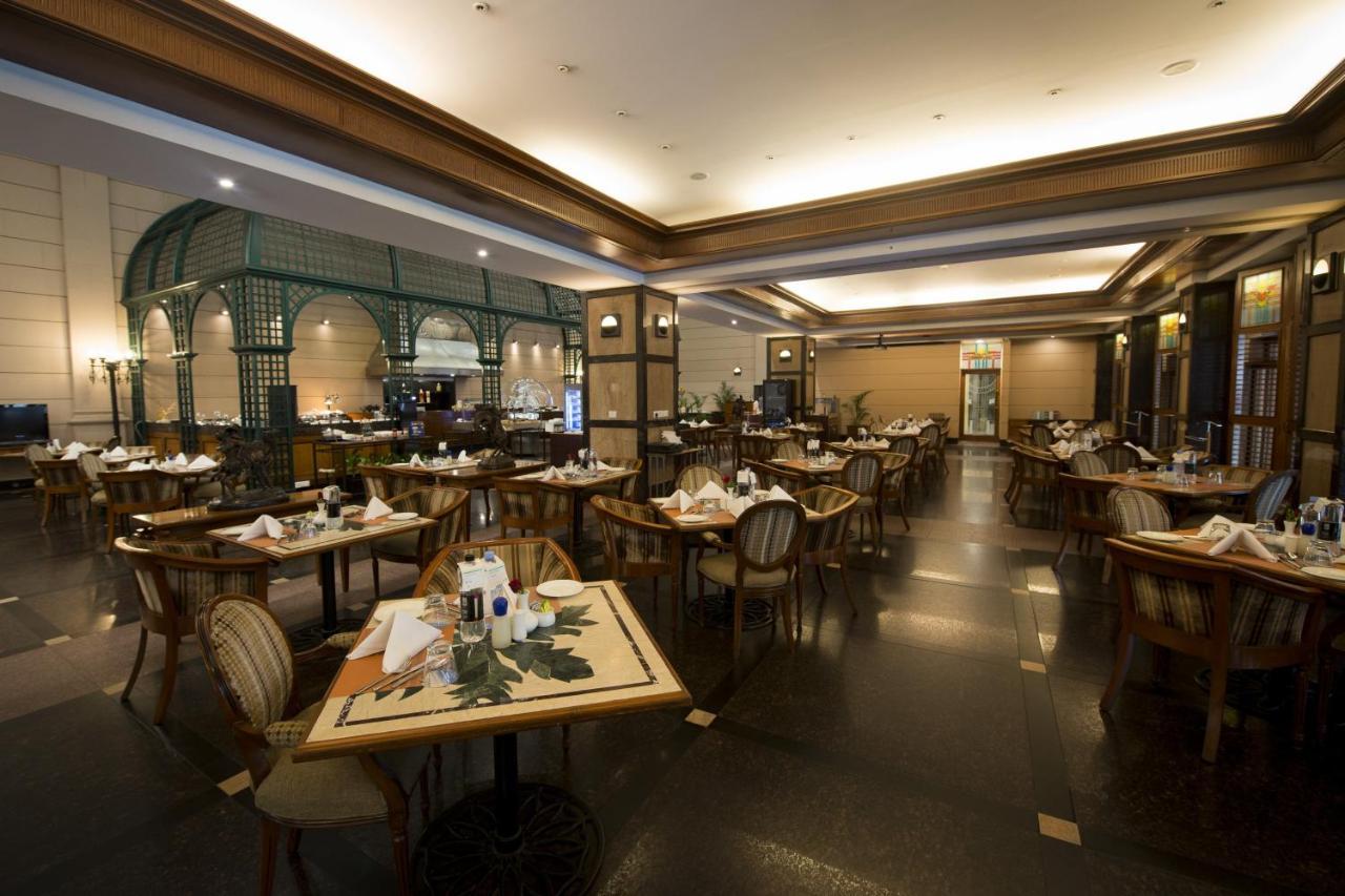 Hotel Le Meridien Bangalore