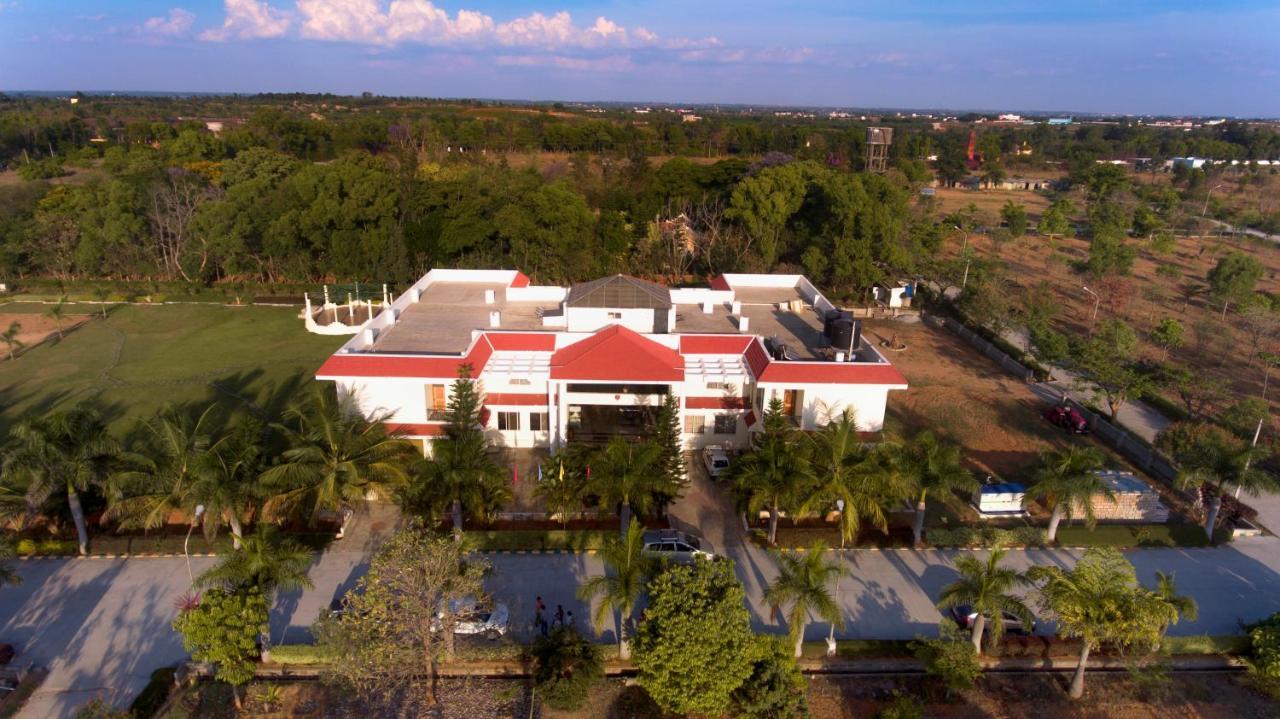 Resort Golden Mile *