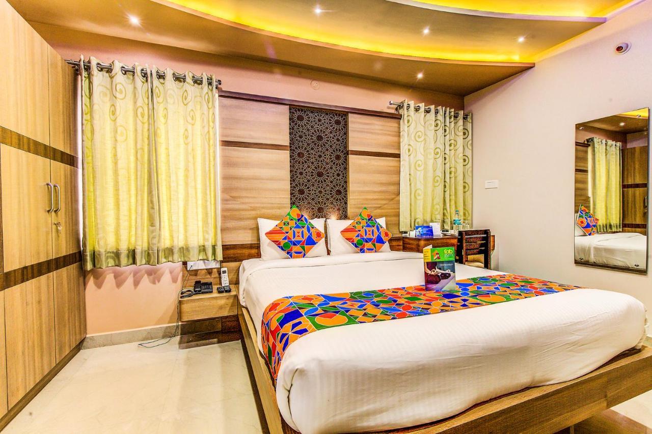 Fabhotel Emara Boutique