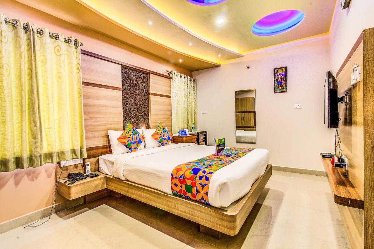 Fabhotel Emara Boutique Hotel